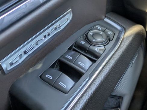 Used 2024 GMC Sierra 1500 Denali image 28
