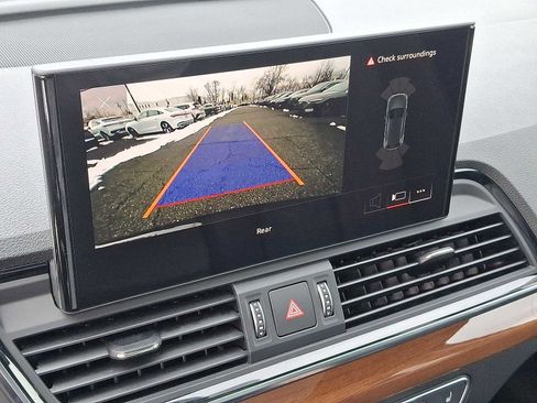 Certified 2023 Audi Q5 2.0T Premium w/ Convenience Package image 15