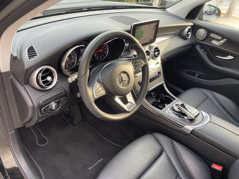 Used 2017 Mercedes-Benz GLC 300 4MATIC image 20