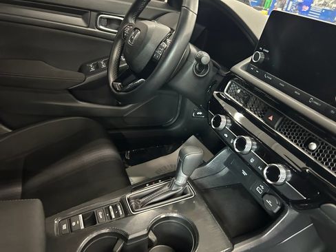 Used 2024 Honda Civic Sport image 31