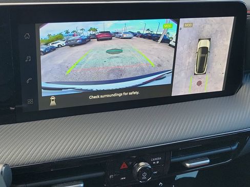 New 2026 Nissan Kicks SR w/ SR Premium Package AWD/4WD image 32