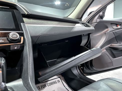Used 2018 Honda Civic EX-L image 25