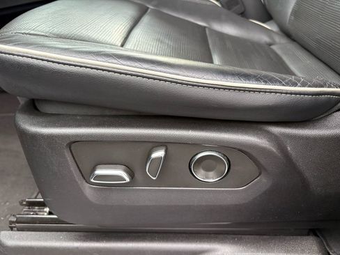 Used 2023 Cadillac Escalade Sport image 23