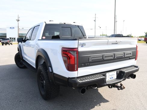 Used 2024 Ford F150 Raptor AWD/4WD image 11