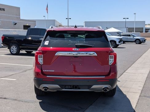 Used 2021 Ford Explorer Limited w/ Equipment Group 301A RWD image 6