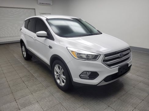 Used 2017 Ford Escape SE image 13