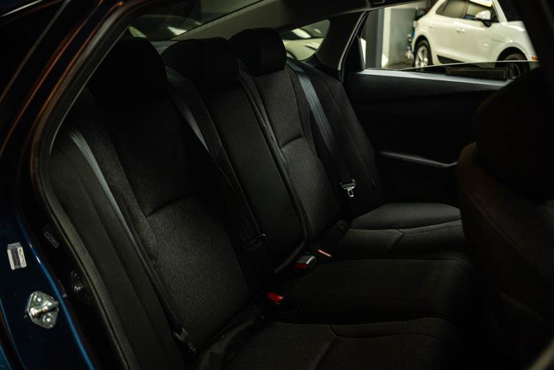 Used 2025 Honda Accord SE image 11