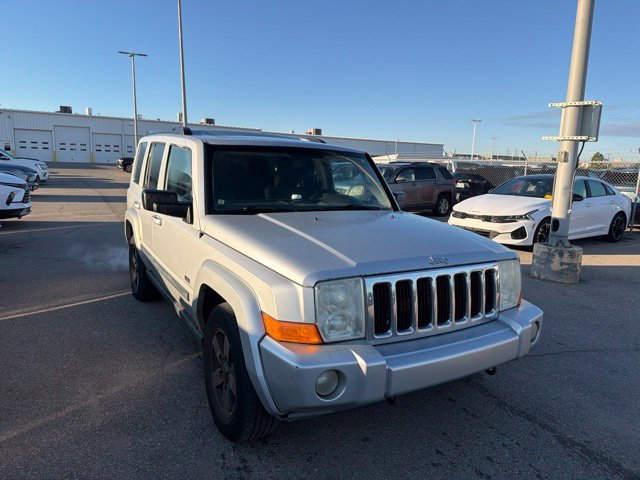 Used 2008 Jeep Commander Sport AWD/4WD image 20