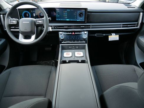 New 2026 Hyundai Santa Fe SE image 9