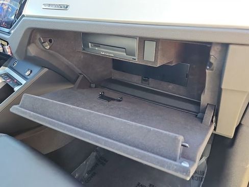 Used 2021 Audi Q3 2.0T Premium w/ Convenience Package image 21