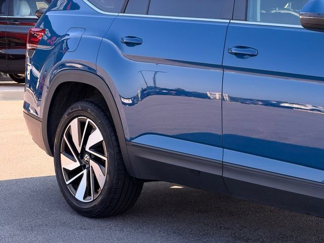 Used 2026 Volkswagen Atlas SE FWD image 5