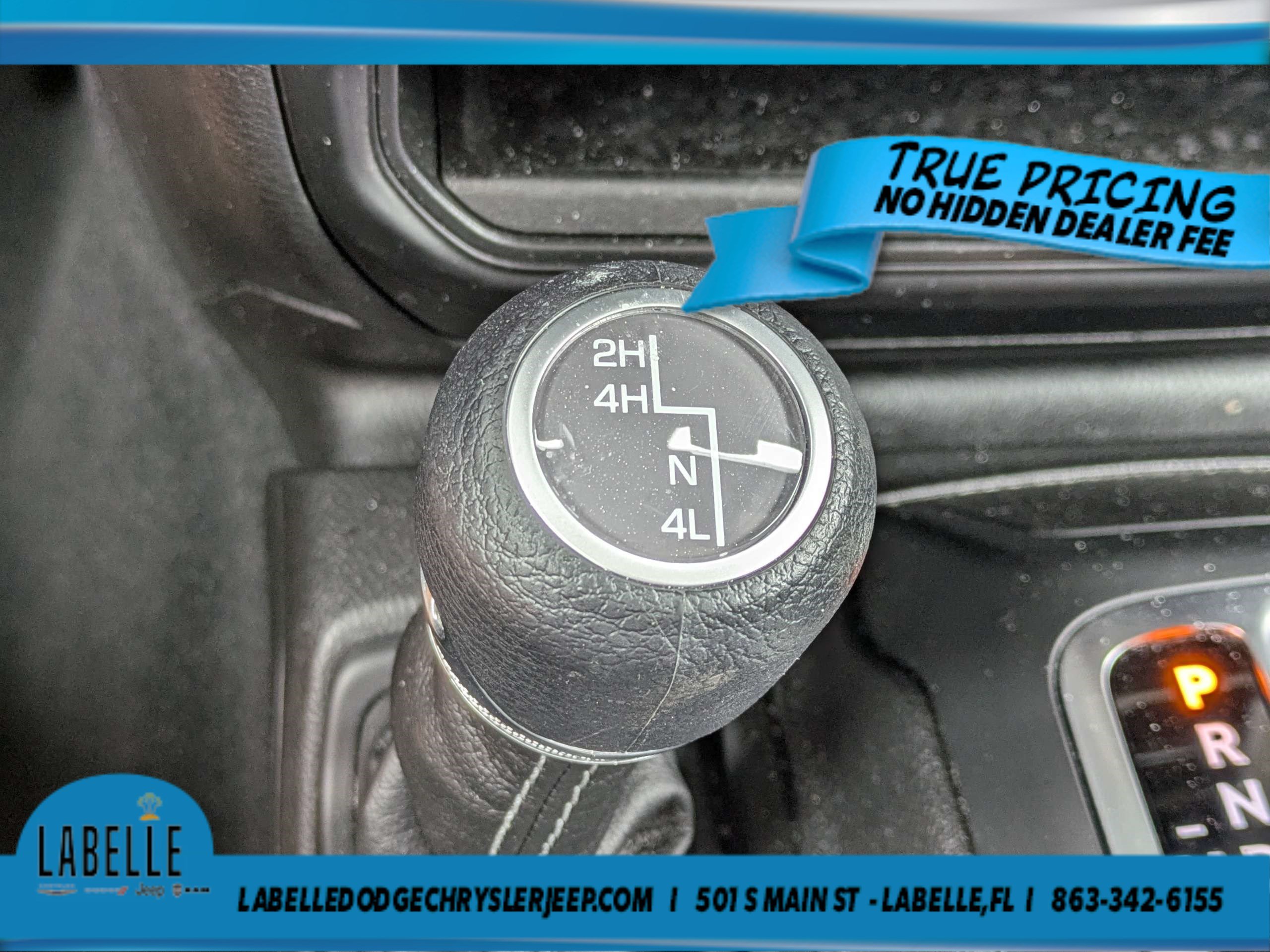 Used 2026 Jeep Wrangler Unlimited Sahara AWD/4WD image 29