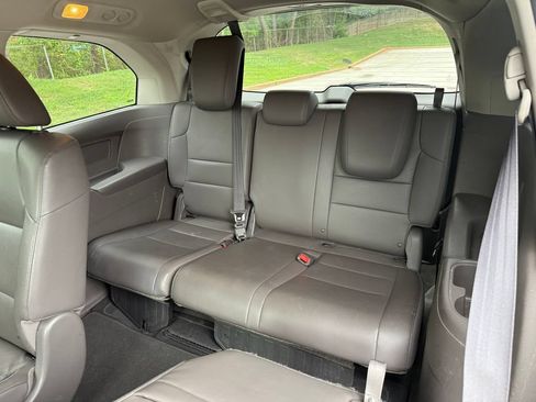 Used 2015 Honda Odyssey EX-L image 25