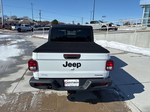 Used 2020 Jeep Gladiator Sport w/ Quick Order Package 24S image 5