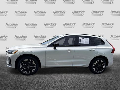 Used 2026 Volvo XC60 B5 Plus w/ Protection Package Premier AWD/4WD image 7