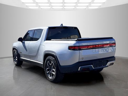 Used 2023 Rivian R1T Adventure AWD/4WD image 7
