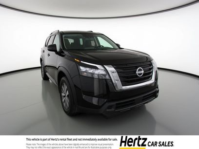 Used 2025 Nissan Pathfinder SV