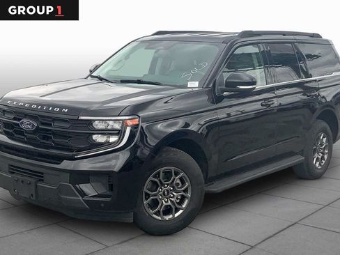 Certified 2026 Ford Expedition Active RWD image 1