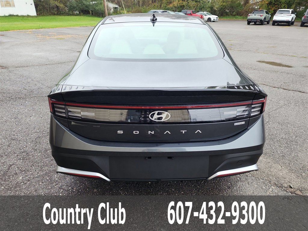 New 2026 Hyundai Sonata Blue FWD image 7