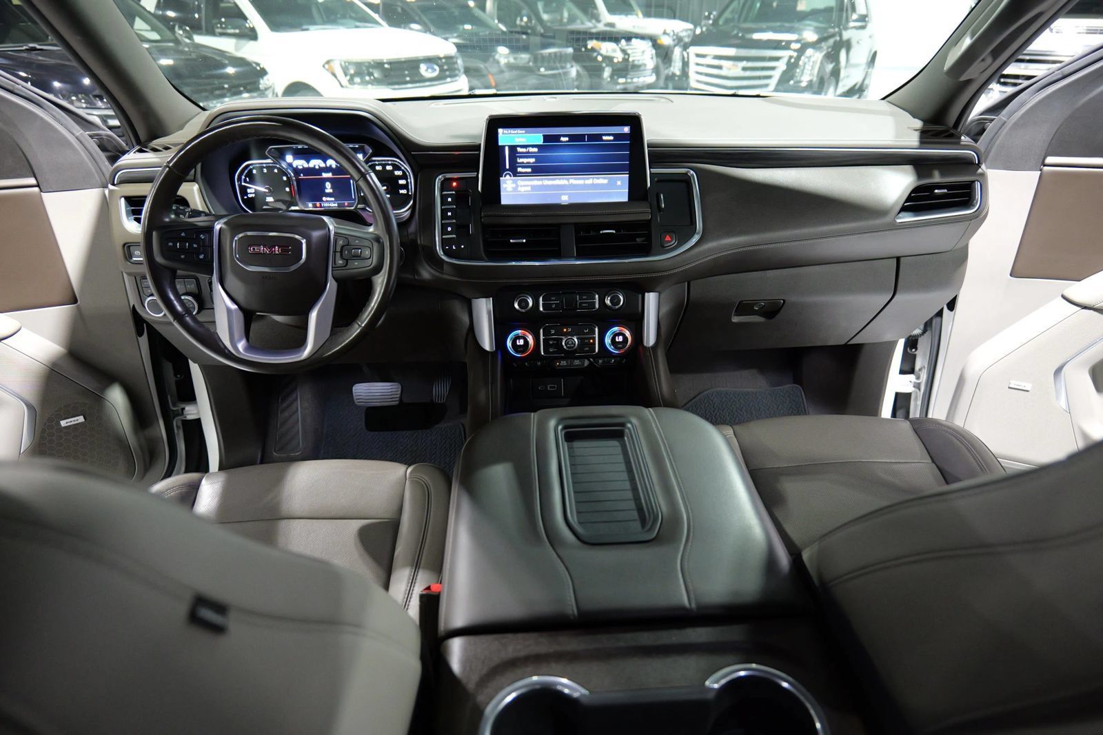 Used 2021 GMC Yukon XL SLT w/ SLT Luxury Plus Package AWD/4WD image 19