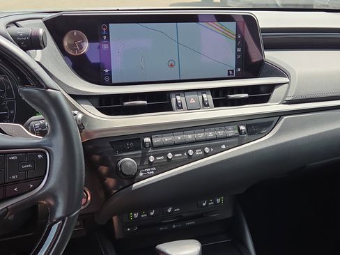 Used 2019 Lexus ES 350 w/ Premium Package FWD image 24