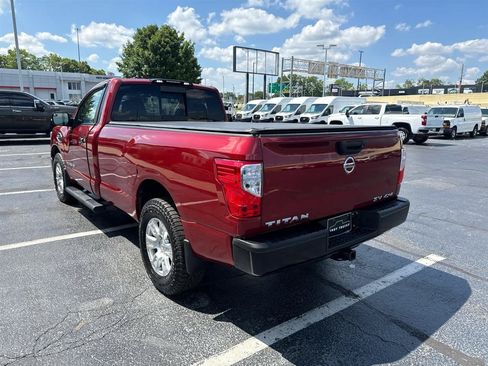 Used 2017 Nissan Titan SV AWD/4WD image 6
