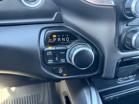 Used 2024 RAM 1500 Big Horn AWD/4WD image 25