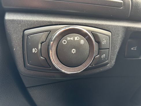 Used 2019 Ford Fusion Titanium image 27