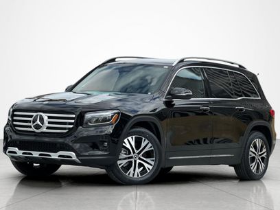 New 2025 Mercedes-Benz GLB 250