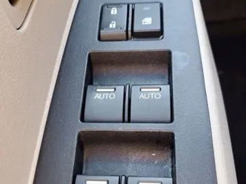 Used 2016 Honda Odyssey EX-L image 23