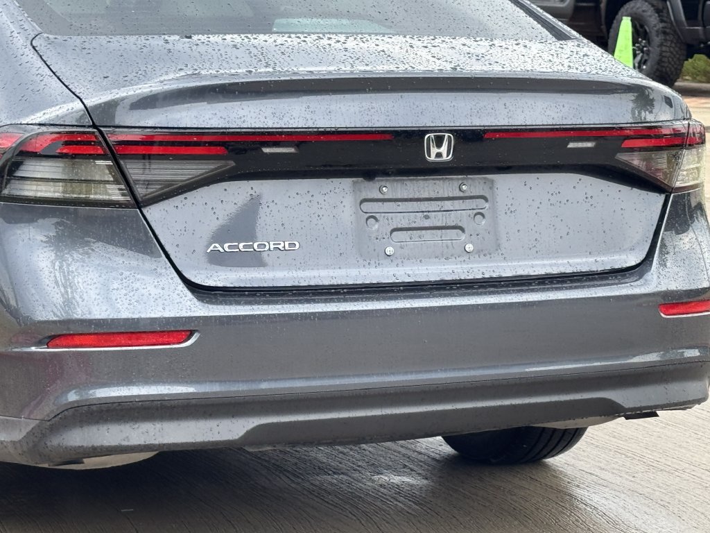 Used 2024 Honda Accord EX image 7