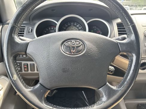 Used 2005 Toyota Tacoma PreRunner RWD image 16