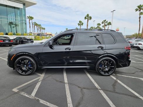 Certified 2025 BMW X7 M60i image 9
