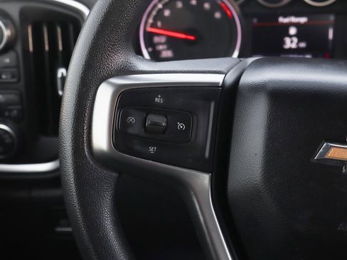 Used 2020 Chevrolet Silverado 1500 LT image 21