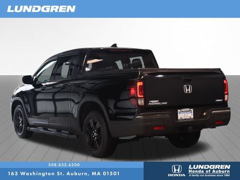 Used 2017 Honda Ridgeline Black Edition image 3