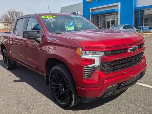 Used 2024 Chevrolet Silverado 1500 RST w/ Convenience Package II image 3