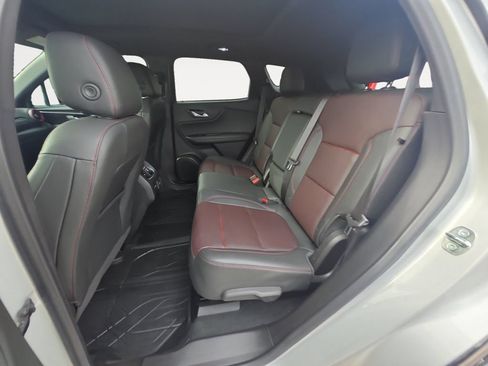 Certified 2022 Chevrolet Blazer RS w/ Enhanced Convenience Package AWD/4WD image 15