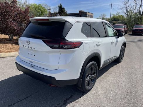 New 2026 Nissan Rogue SV FWD image 3