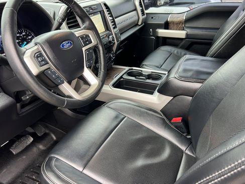 Certified 2019 Ford F250 Lariat image 11