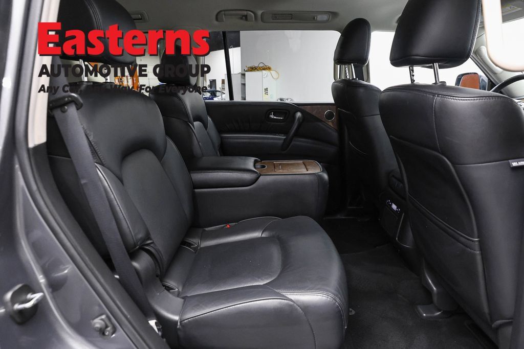 Used 2024 Nissan Armada SL w/ Captain's Chairs Package AWD/4WD image 27