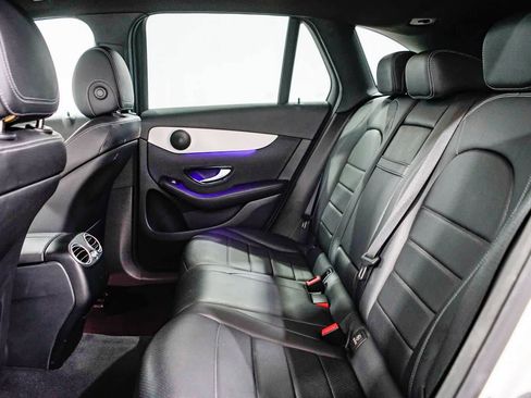 Used 2022 Mercedes-Benz GLC 300 GLC 300 image 17