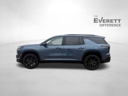 Used 2026 Chevrolet Traverse RS FWD image 4