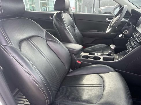Used 2020 Kia Optima LX FWD image 11