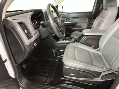 Used 2021 Chevrolet Colorado W/T w/ WT Convenience Package RWD image 12