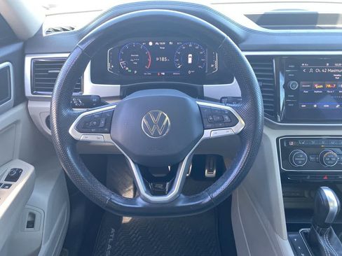 Used 2021 Volkswagen Atlas SEL R-Line AWD/4WD image 14