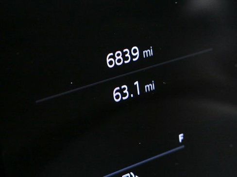 Used 2025 Audi Q5 Premium w/ Convenience Package image 11