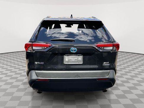 Used 2024 Toyota RAV4 XLE w/ Weather Package image 4