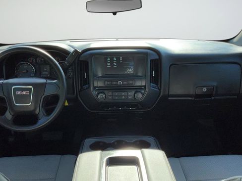 Certified 2018 GMC Sierra 1500 4x4 Double Cab w/ Sierra Convenience Package image 12