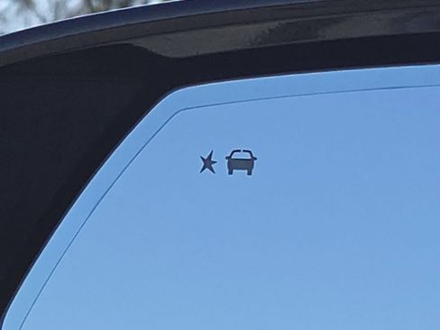 Used 2024 Chevrolet Suburban RST w/ Luxury Package image 10