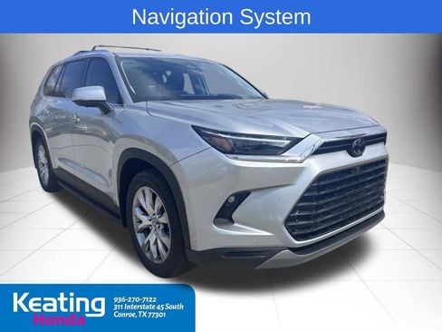 Used 2024 Toyota Grand Highlander Limited image 4